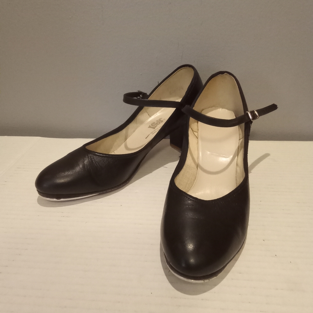 Vintage Leo tap shoes